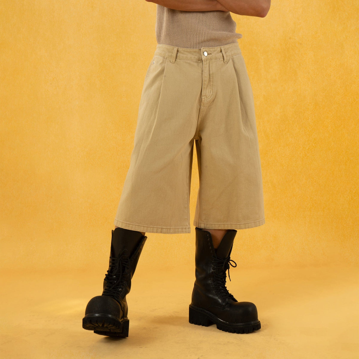 CLP Rivet-Pleat Wide-Leg Knee-Length Shorts