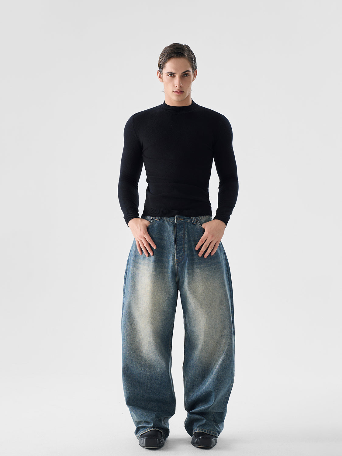 Half High-Neck Slim Fit Knit Sweater