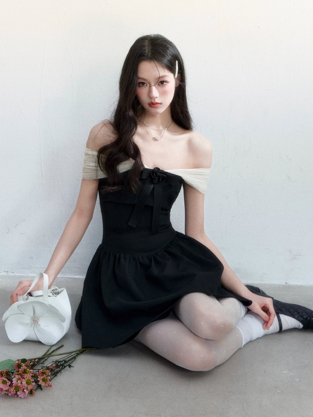 Contrast Off-Shoulder Bow Mini Dress