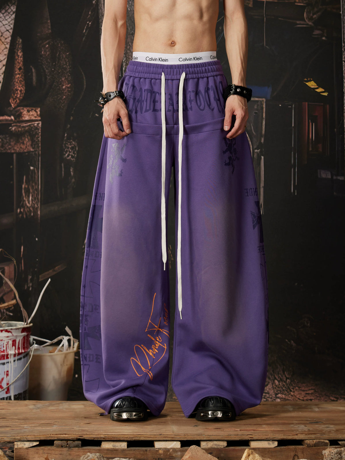 Lioncrest Manifesto Streetwide Sweatpants