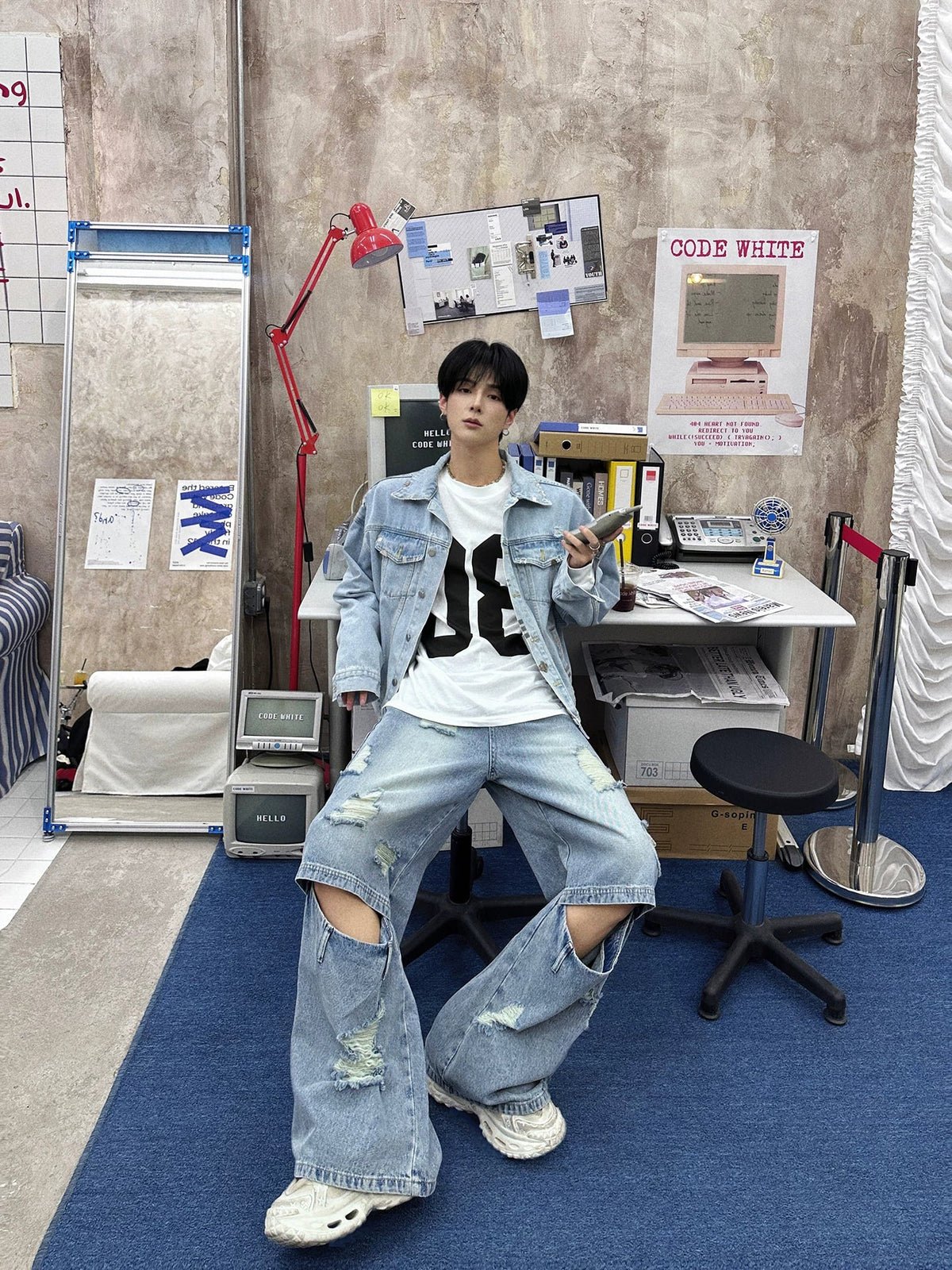 Abyss Portal Blowout Knee Cargo Jeans