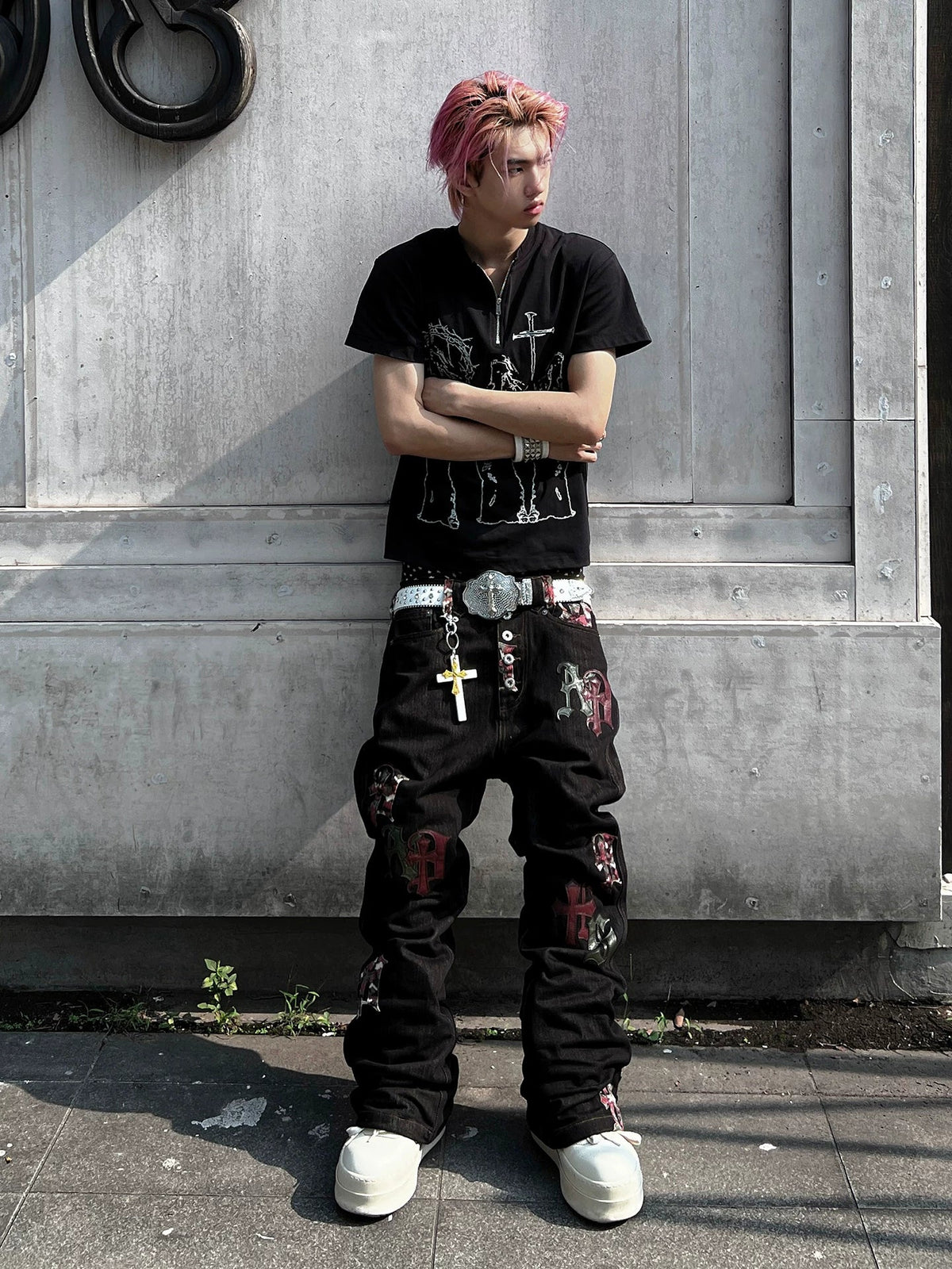 Gothic Letter Appliqué Straight-Leg Denim Jeans