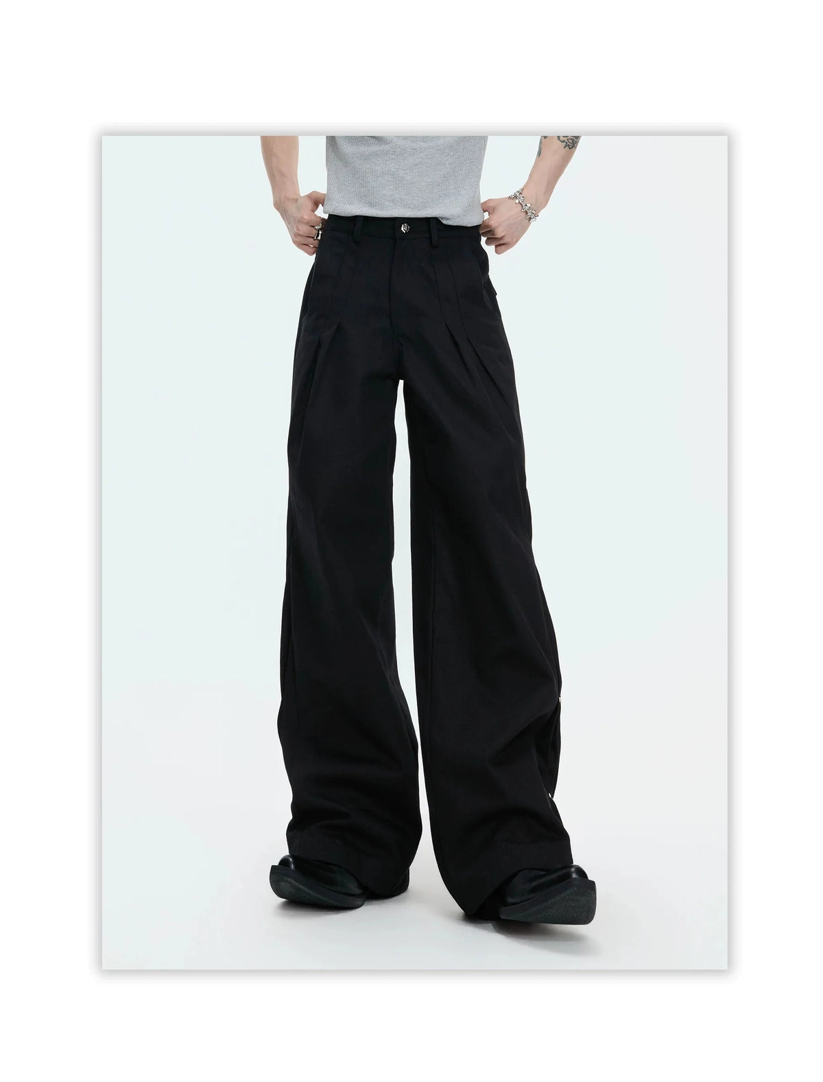 Snap Detail Draped Wide Leg Pants