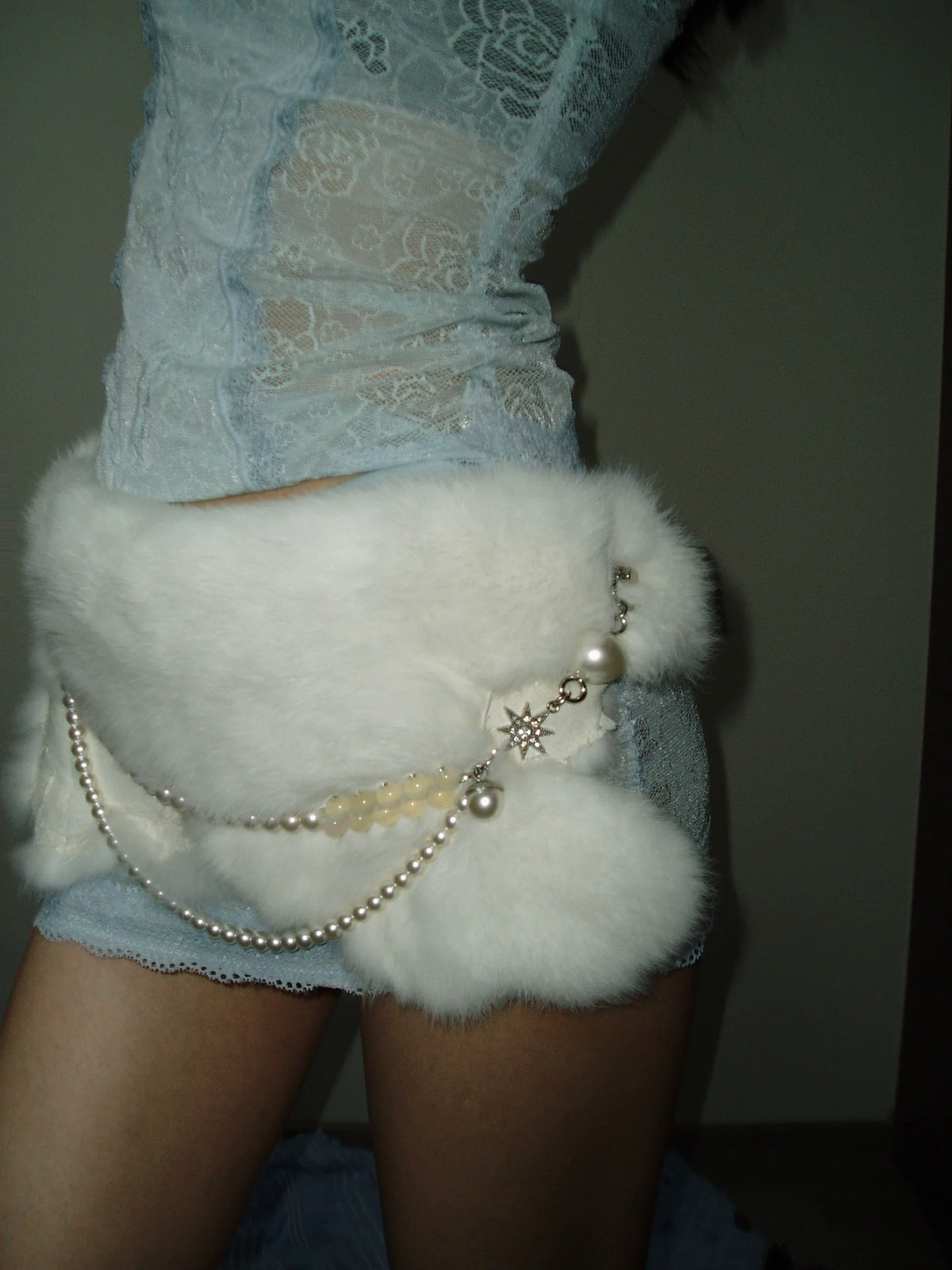White Rabbit-Fur Pearl Chain Belt