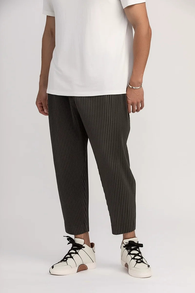 Pleated Cropped Pants
